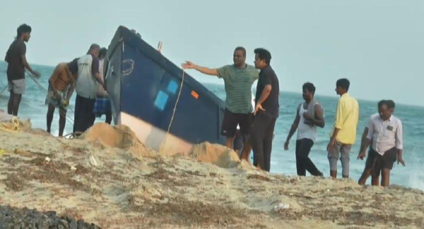இலங்கையில் இருந்து கடத்தப்பட்ட 5 கிலோகிராம் தங்கக் கட்டிகள் தமிழக சுங்கப் பிரிவினரால் கைப்பற்றப்பட்டது